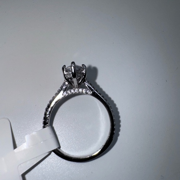 18k 2ct Marquis Ring - Picture 9 of 9